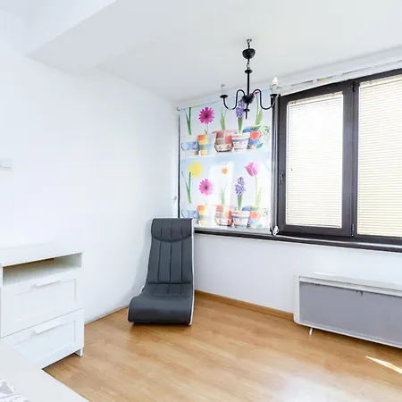 The White 3br - Free Parking Apartamento