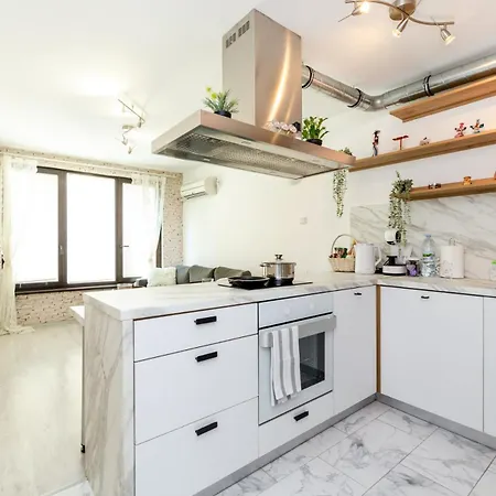 Apartament The White 3br - Free Parking *