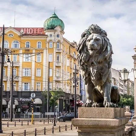 Apartament The White 3br - Free Parking Sofia