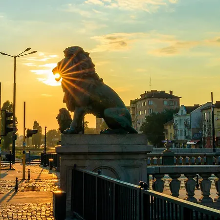 The White 3br - Free Parking Apartment Sofia